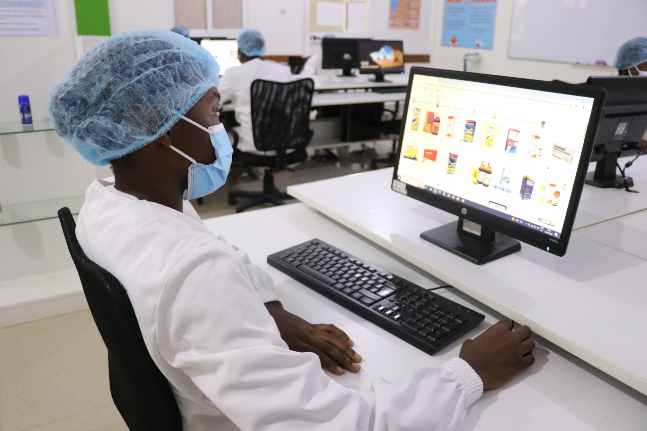 Farmácia Didática: Aprender na Prática para Cuidar com Excelência